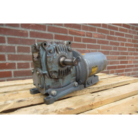 30 RPM 0,55 KW geremd Asmaat 28 mm. Unused